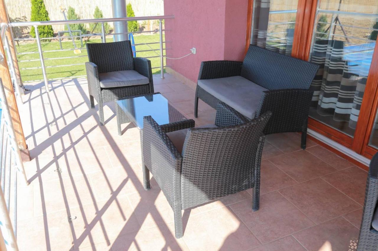 Vila Viktori Pirot Ngoại thất bức ảnh
