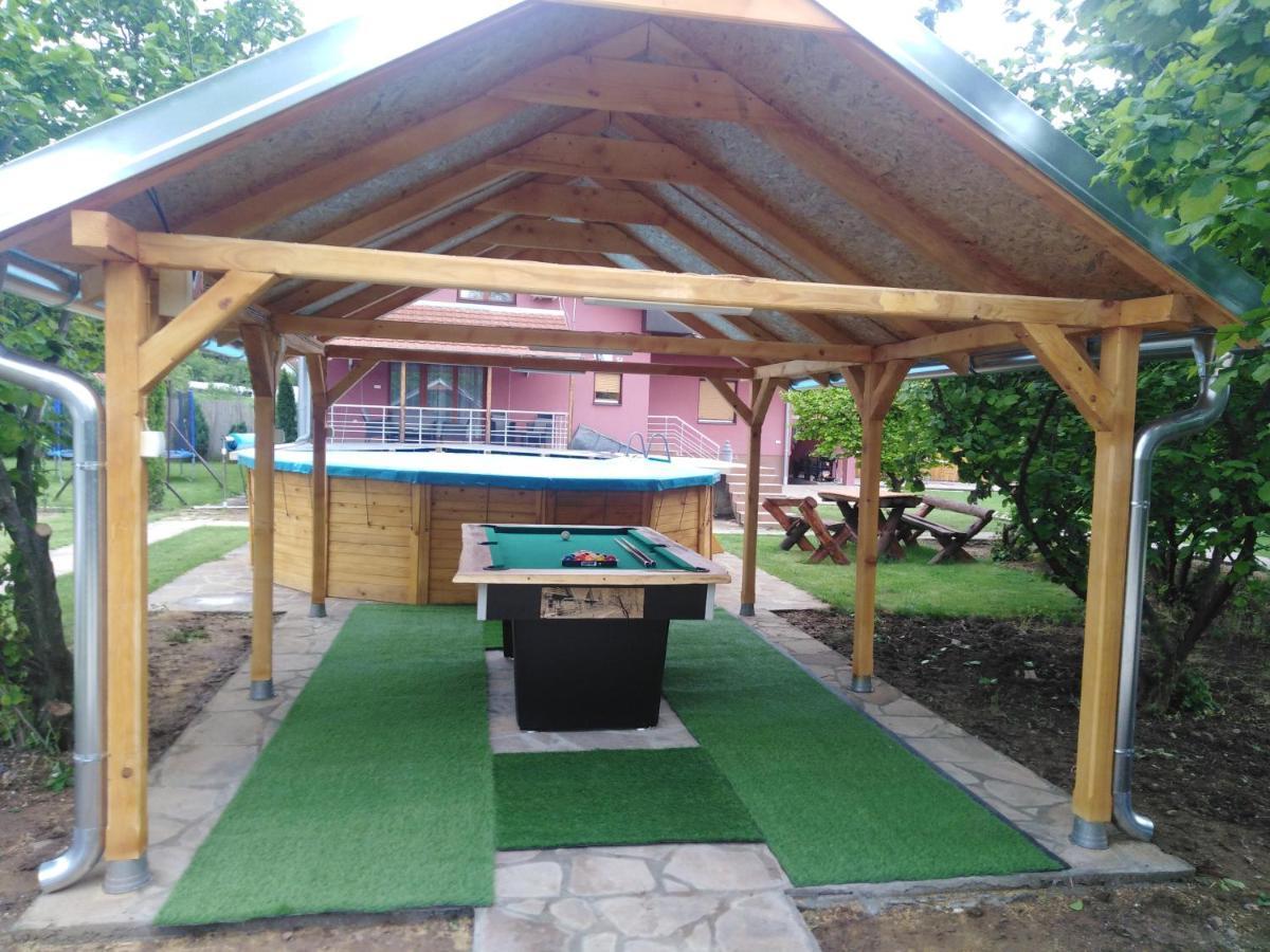 Vila Viktori Pirot Ngoại thất bức ảnh
